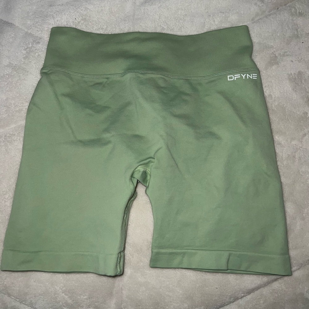 DFYNE shorts